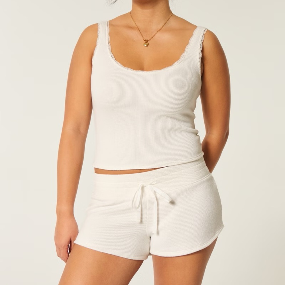 NWT Gilly Hicks Cozy Waffle Mini Short | Size: Large